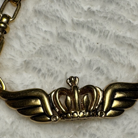 Juicy Couture Vintage Crown Bracelet - Picture 3 of 7
